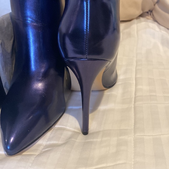 Boots - Picture 6 of 7